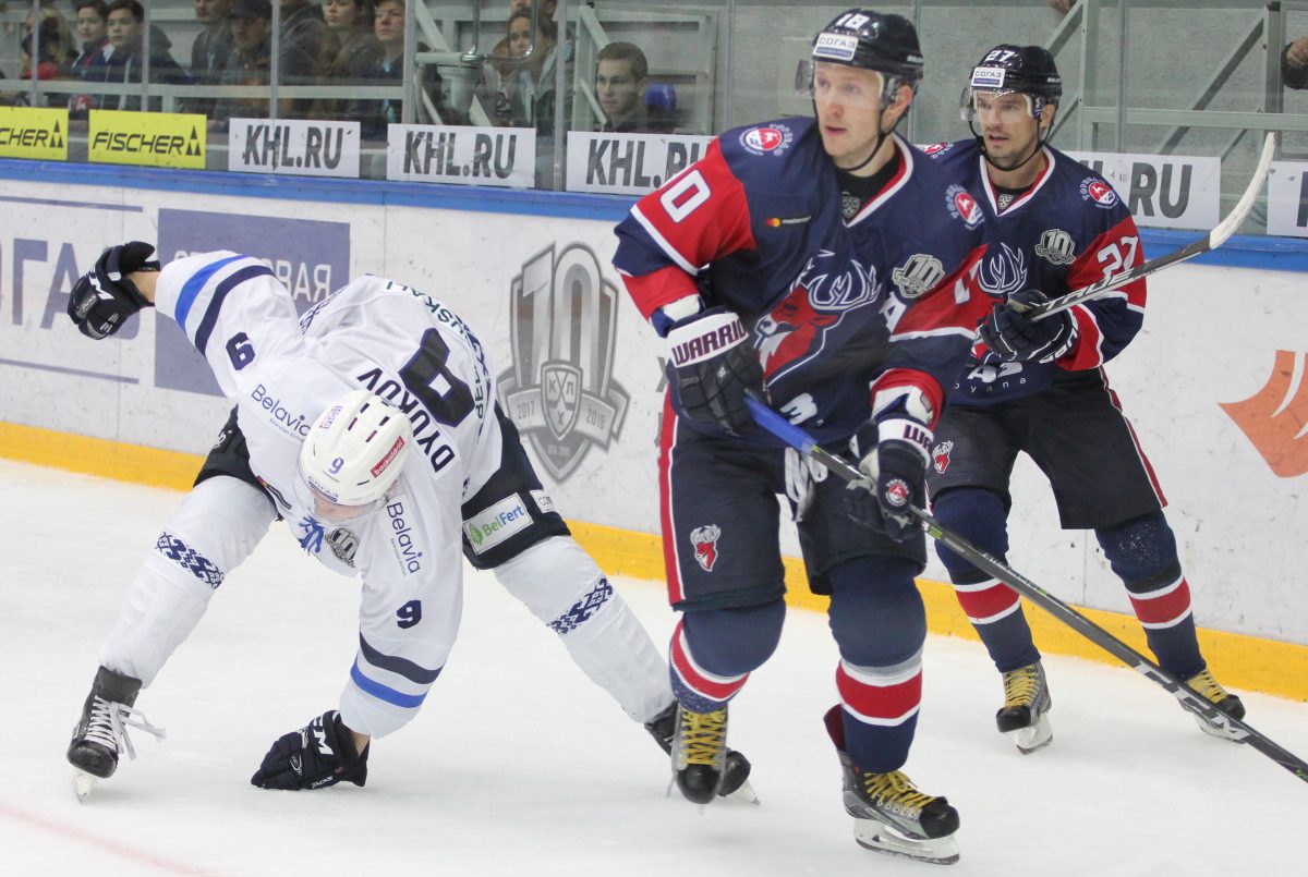 Хоккеист Владимир Галузин завершил игровую карьеру